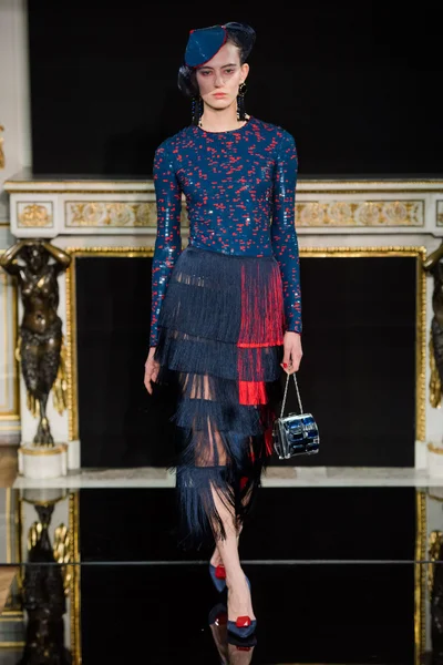 Look 25